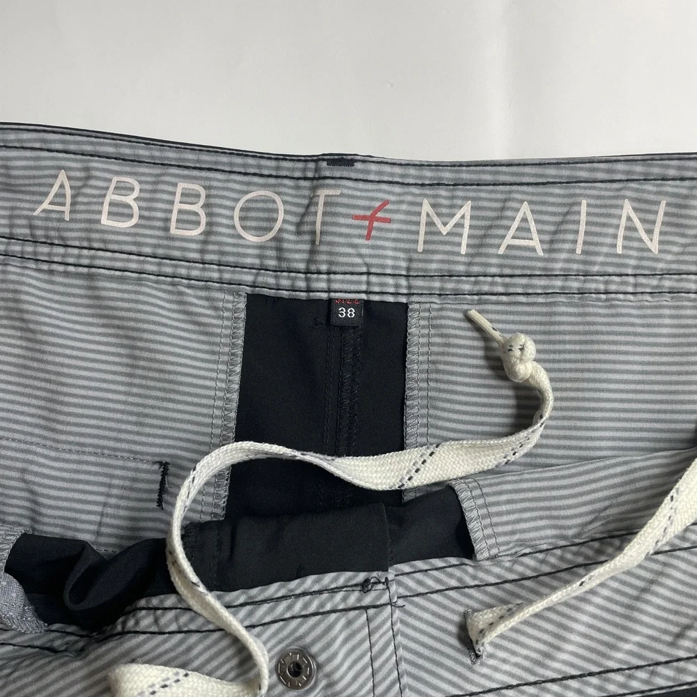 Abbot + Main Mens Performance Cargo Shorts Black Size 38 Zip Pockets Hiking Golf
